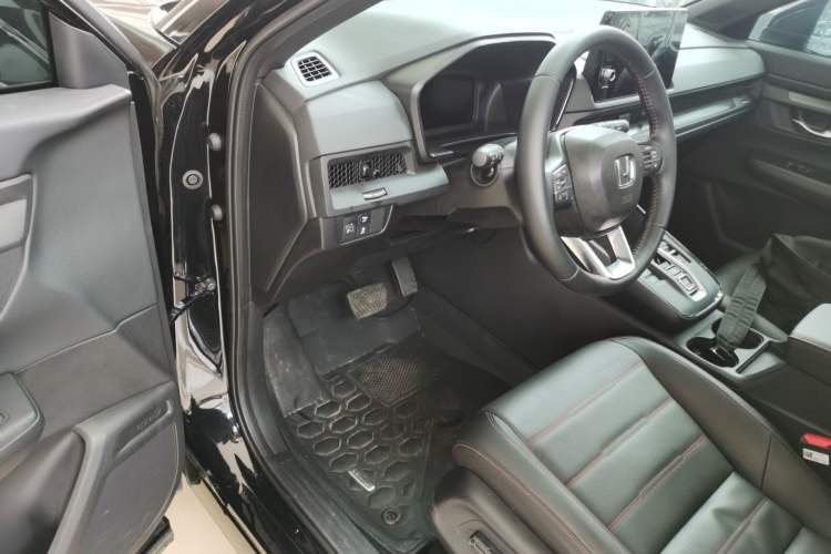 Used Honda CR-V 2024 2.0L eHEV Two-Wheel Drive Smart Edition