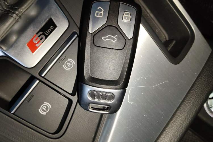 Used Audi A4L 2019 45 TFSI quattro Individual Sport Edition China V