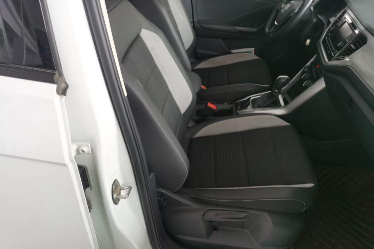 Used Volkswagen T-ROC 2020 280TSI DSG Two-Wheel Drive Advanced Version
