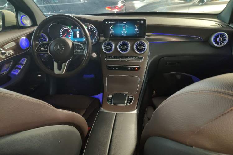 Used Mercedes-Benz GLC 2020 GLC 300 L 4MATIC Dynamic Edition