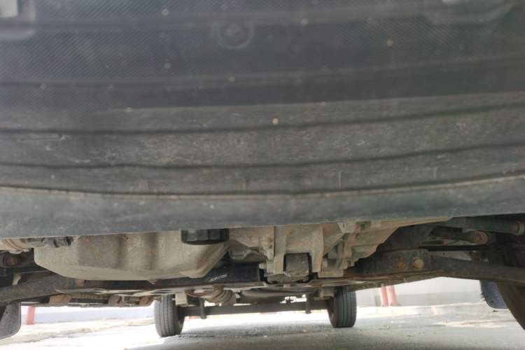 Used Ford Transit 2020 2.0T Gasoline Multi-Purpose Commercial Vehicle Mid-Drive Low-Roof Lift-Up Tailgate China VI Standard