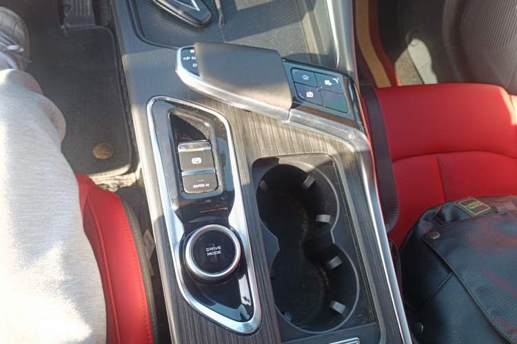 Used Changan UNI-T 2020 1.5T Prestige Version