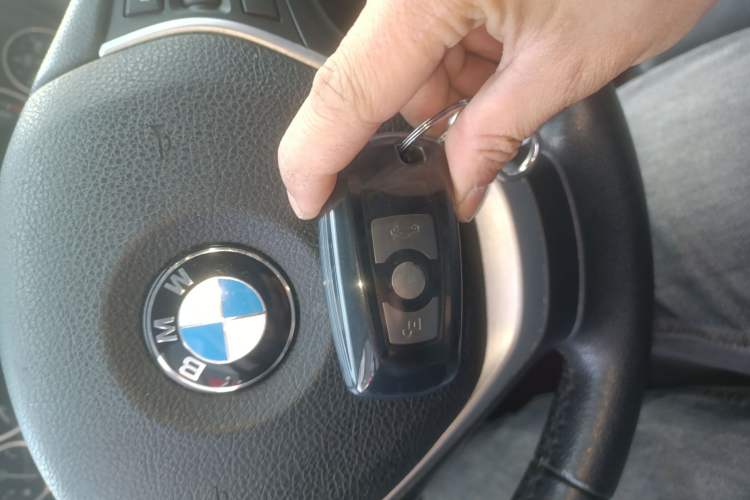 Used BMW 3 Series GT 2013 320i Leading Model

