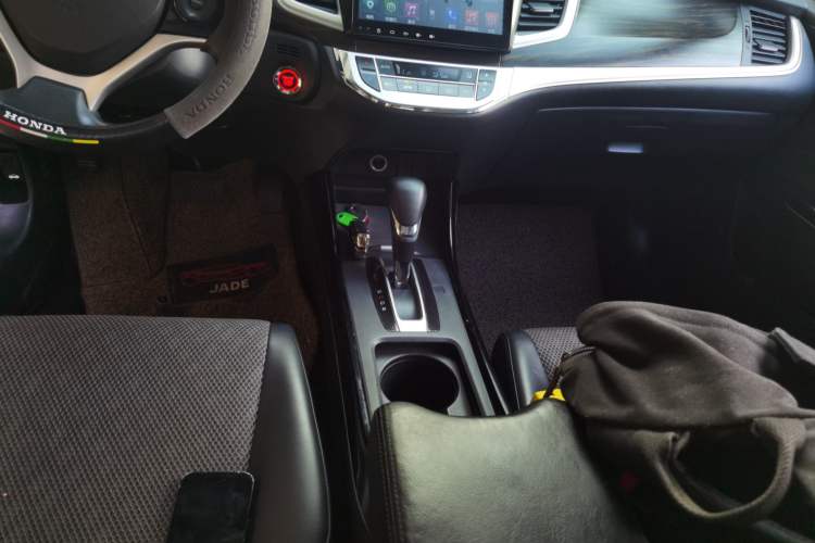 Used Honda Jade 2017 210TURBO CVT Fashion Edition 5-seater