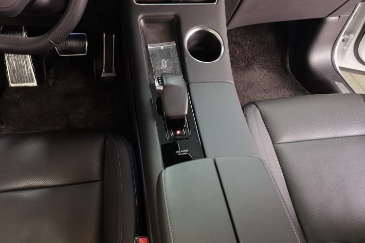 Used Hima AITO M5 2022 Range-Extended Rear-Drive Standard Version
