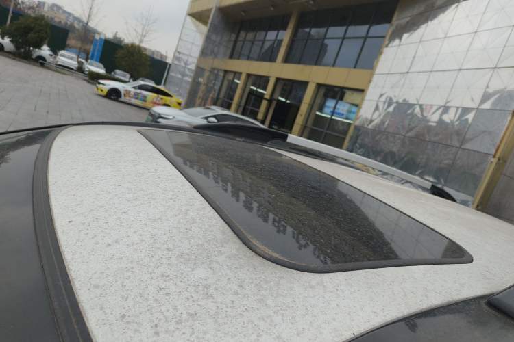 Used Haval H6 2015 Upgraded Model 1.5T Manual Two-Wheel Drive Elite Version
