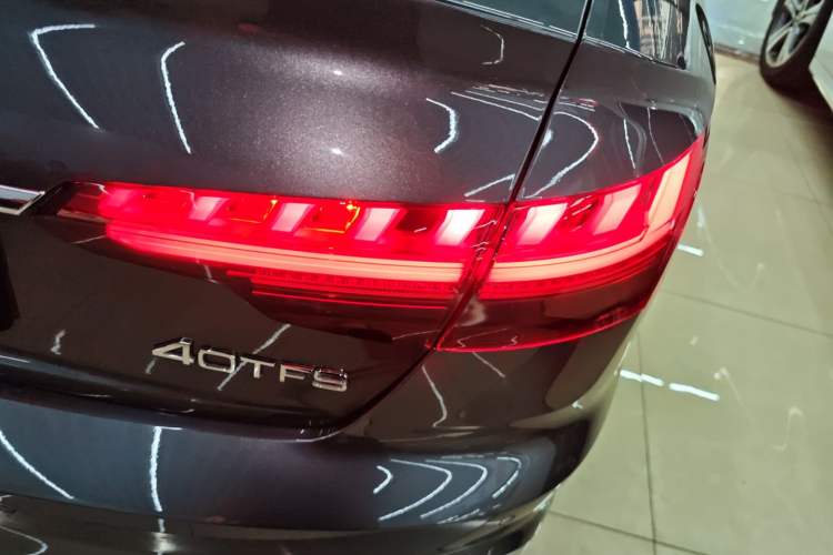 Used Audi A4L 2022 40 TFSI Luxury Dynamic Model
