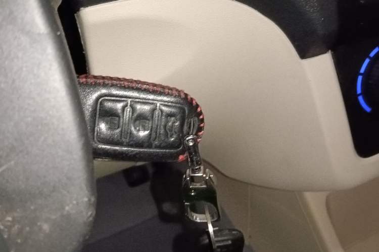 Used Dongfeng Fengon 370 2016 1.5L Manual Standard Edition SFG15-05 7 Seats
