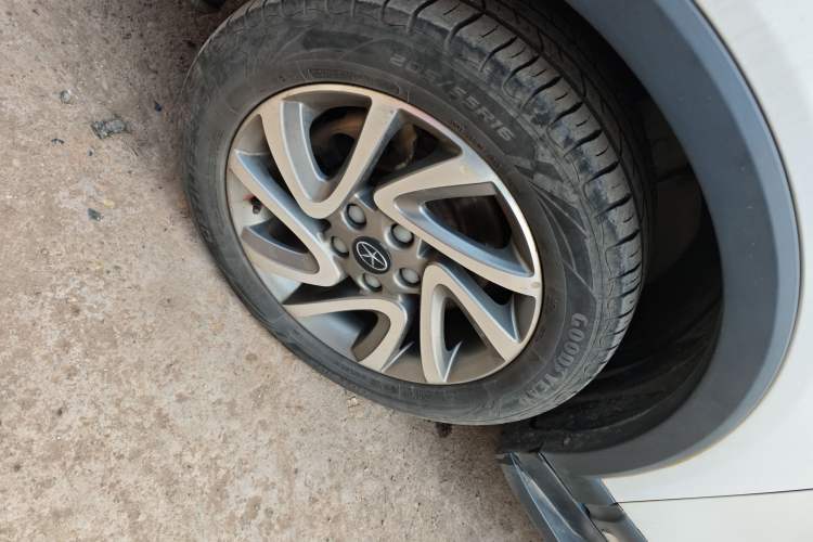 Used  Refine S3 2014 1.5L CVT Luxury Smart Model