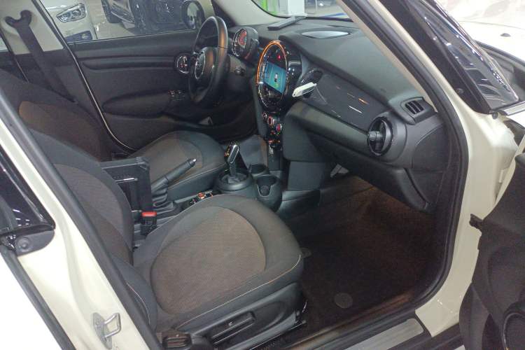 Used  MINI 2022 Updated 1.5T ONE Five-Door PLUS Edition
