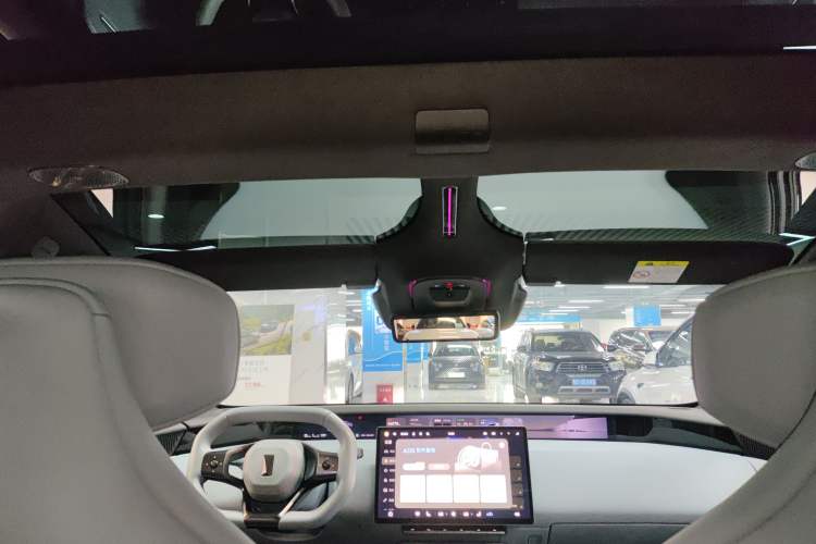 Used  12 2023 650 Three-Laser Four-Wheel Drive Performance Edition