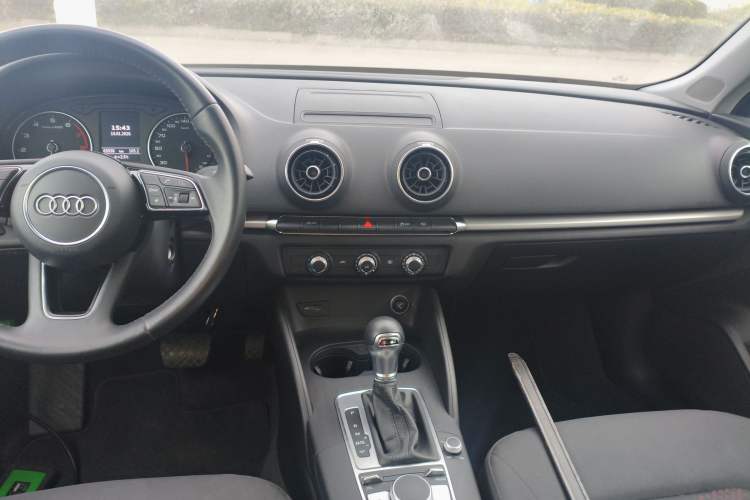 Used Audi A3 2018 30th Anniversary Edition Sportback 35 TFSI Ambition Model