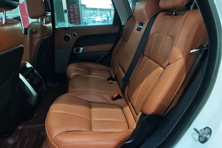 Used Land Rover Range Rover Sport 2015 3.0 SC V6 HSE DYNAMIC
