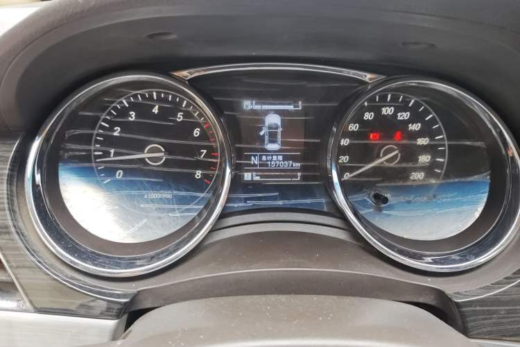 Used Baojun 730 2016 1.8L iAMT Luxury Model 7 Seats
