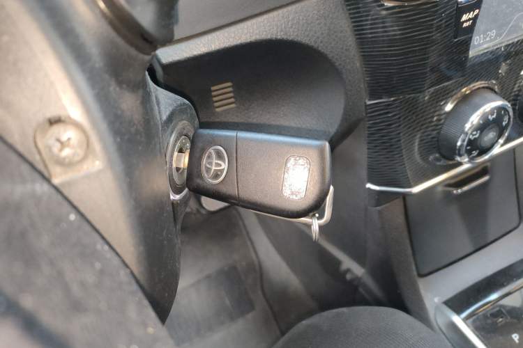 Used Toyota Corolla 2014 1.6L CVT GL-i Leather Edition
