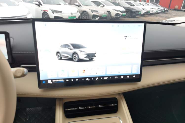 Used Baojun Yunhai 2024 500km Pure Electric Version
