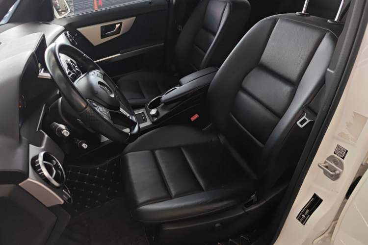 Used Mercedes-Benz GLK-Class 2013 Facelift GLK 300 4MATIC Fashion Edition
