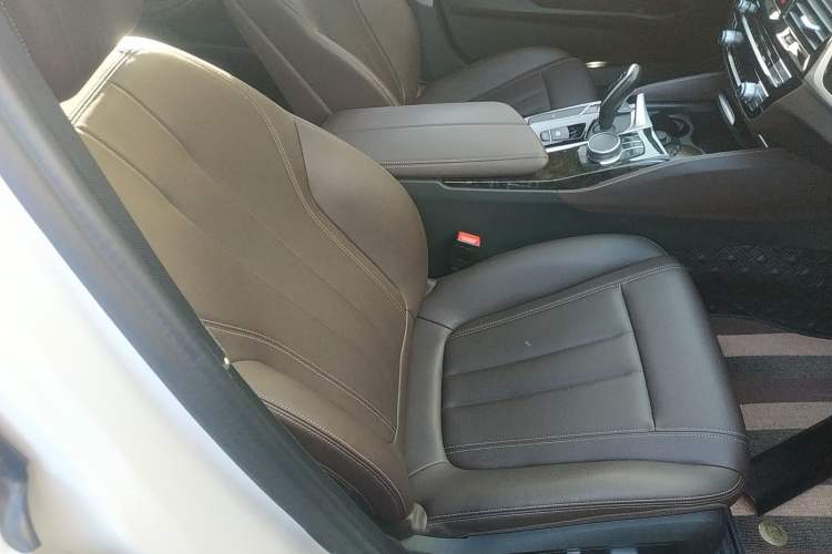 Used BMW 5 Series 2019 525Li M Sport Package