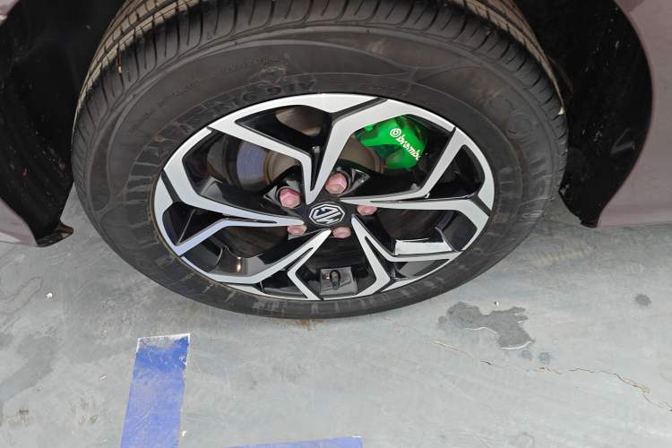 Used MG 5 2023 180 DVVT Manual Fashion Edition
