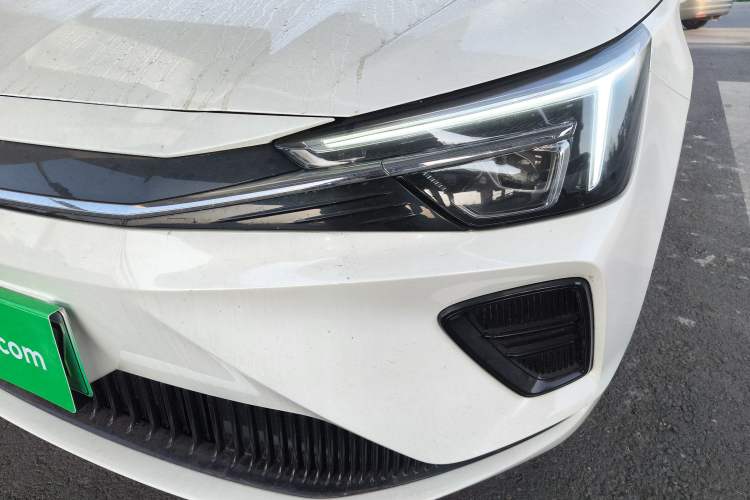 Used  ER6 2020 620 km Smart Edition