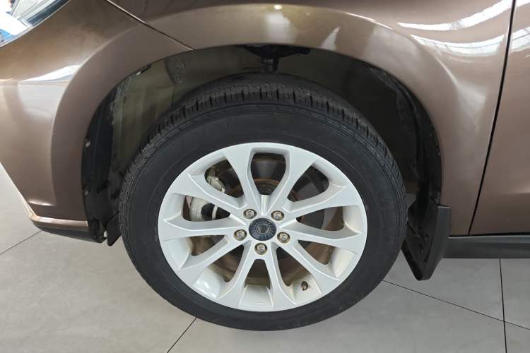 Used Haval H2 2017 Red-Label 1.5T Manual Two-Wheel Drive Luxury Model
