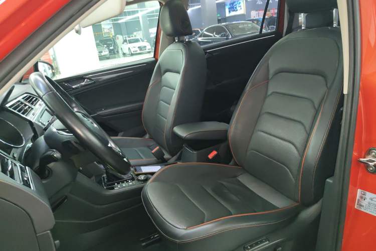 Used Volkswagen Tiguan L 2017 380TSI Automatic All-Wheel Drive Supreme Flagship Edition
