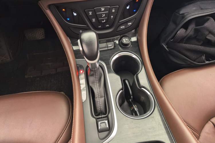 Used Buick Envision 2020 28T Four-Wheel Drive Elite Version
