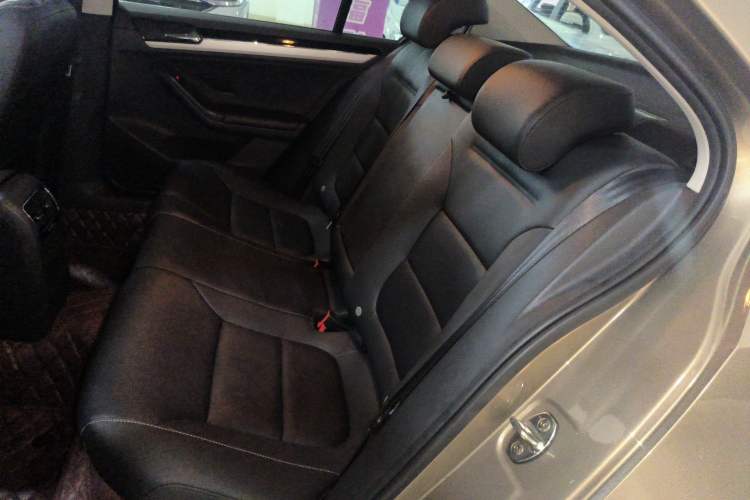 Used Volkswagen Sagitar 2018 1.6L Manual Comfort Model
