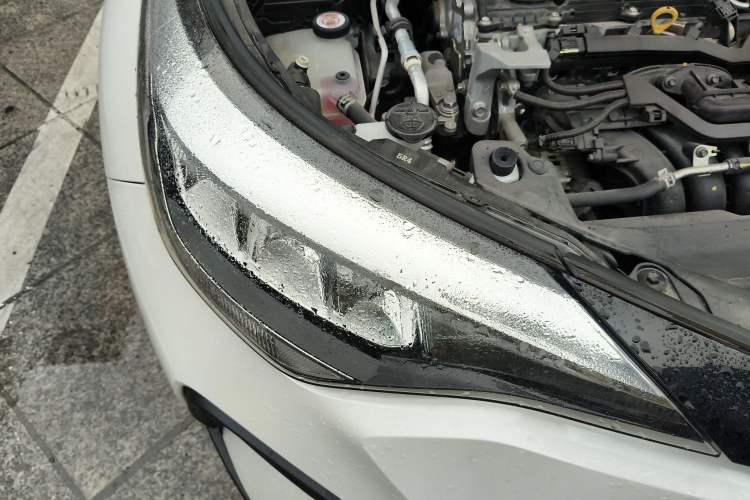 Used Toyota IZOA 2021 2.0L Yixing Version
