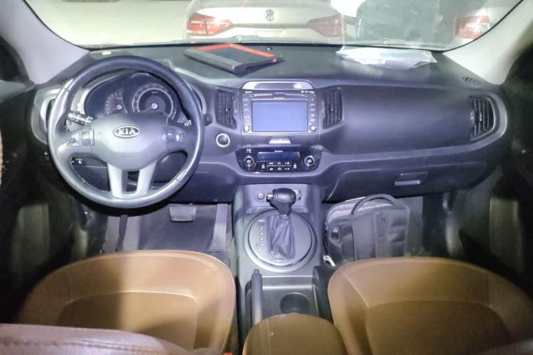 Used Kia Sportage R 2014 2.0L Automatic Two-Wheel Drive GLS Trim
