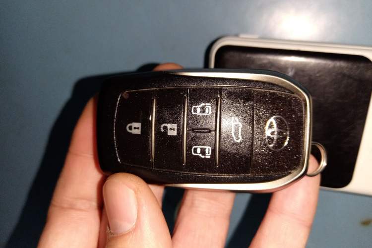 Used Toyota Alphard 2021 Dual-Engine 2.5L Prestige Edition
