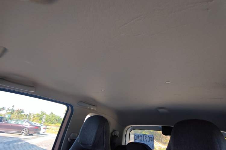 Used Wuling Hongguang MINIEV 2021 Macaron Premium Model – Lithium Iron Phosphate