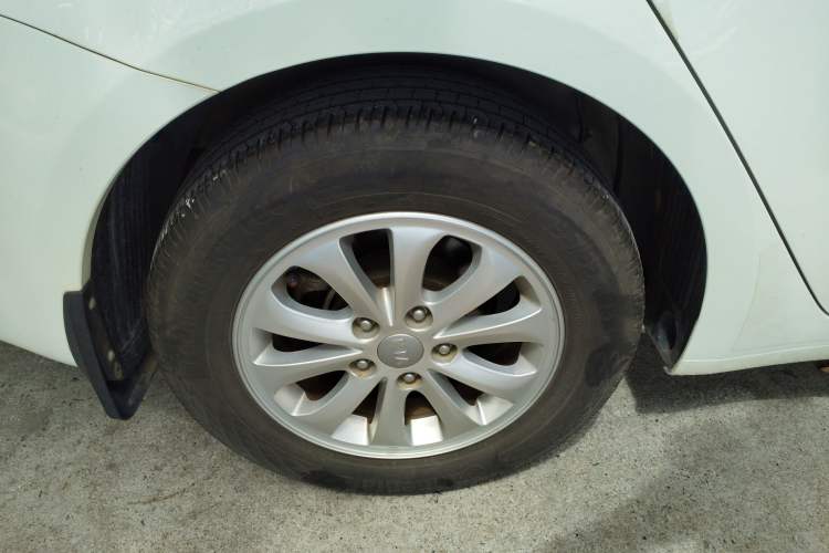 Used Kia K3 2015 1.6L Manual GL
