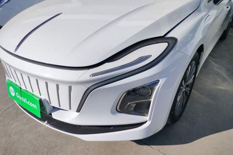 Used Hongqi E-QM5 2023 620km PLUS
