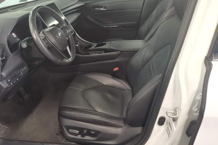 Used Toyota Avalon 2022 Dual-Engine 2.5L Luxury Edition