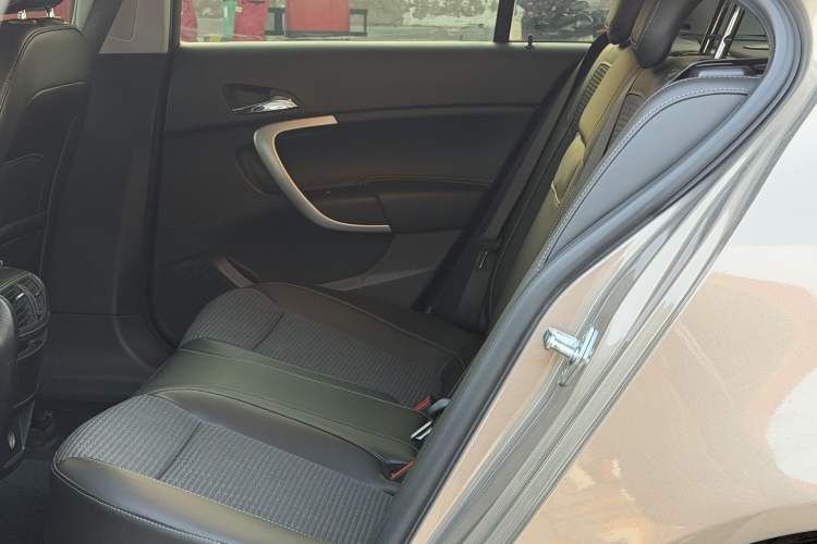 Used Buick Regal 2015 1.6T Leading Technology Model
