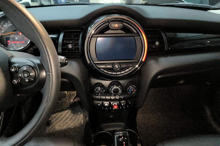 Used  MINI 2018 1.5T ONE PLUS Five-Door Edition
