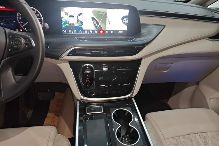 Used Buick GL8 2023 ES Lu Zun Comfort Model
