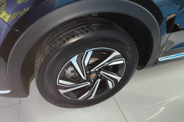 Used Hongqi HS5 2022 Revised Version 2.0T Smart Connect Flagship Edition
