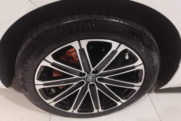 Used Changan UNI-K iDD 2022 Blue Whale iDD 130km 1.5T Prestige Model
