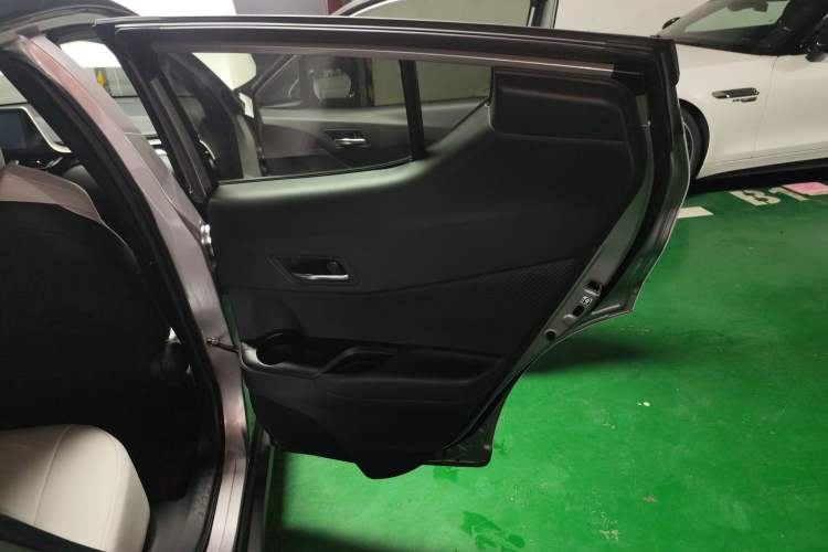 Used Toyota IZOA EV 2020 E·Elite Edition
