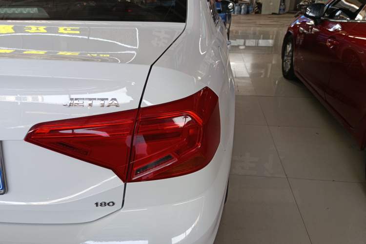 Used Volkswagen Jetta 2019 Dream Edition 1.5L Automatic Comfort Version
