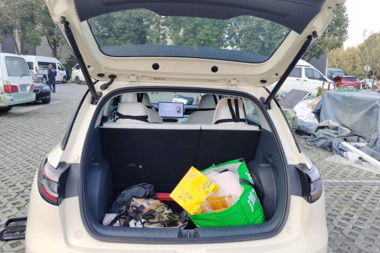 Used  Geome 2025 UP 410km Exploration+ Edition
