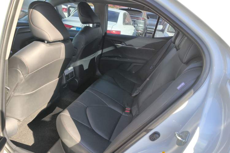 Used Toyota Camry 2018 Dual-Engine 2.5 HG Luxury Edition
