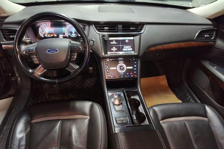 Used Ford Taurus 2015 EcoBoost 245 Ultimate Model
