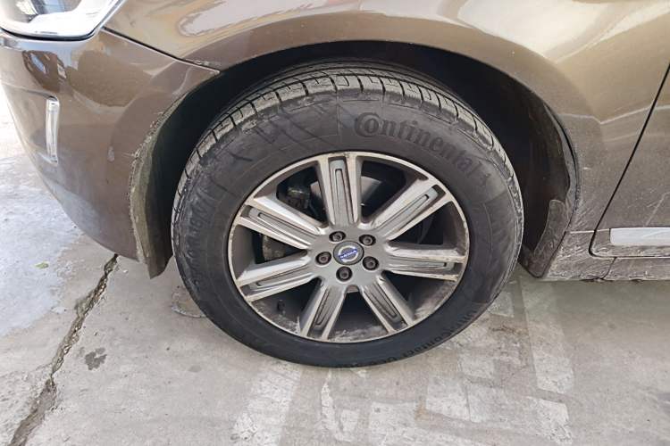 Used Volvo XC60 2017 T5 AWD Smart Range Edition
