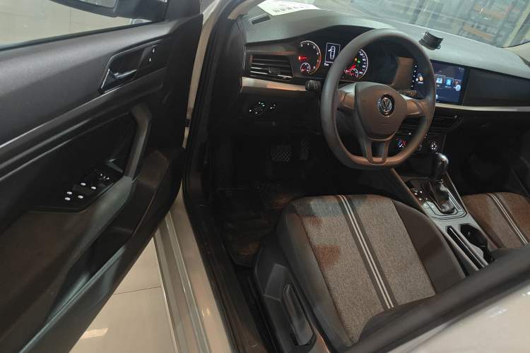 Used Volkswagen Lavida 2019 Lavida Start 1.5L Automatic Trendy Version China VI Standard