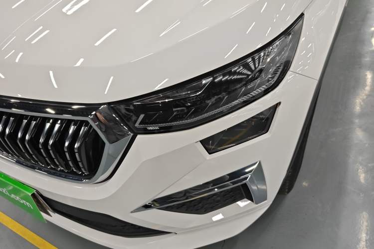 Used Skoda Kodiaq 2022 TSI330 5-Seater Two-Wheel-Drive Luxury Edition
