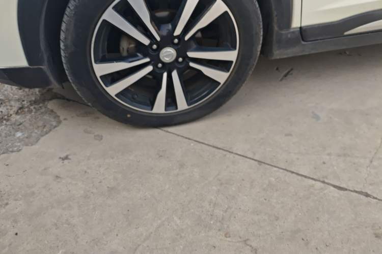 Used Nissan Kicks 2017 1.5L CVT Cool Enjoy Edition
