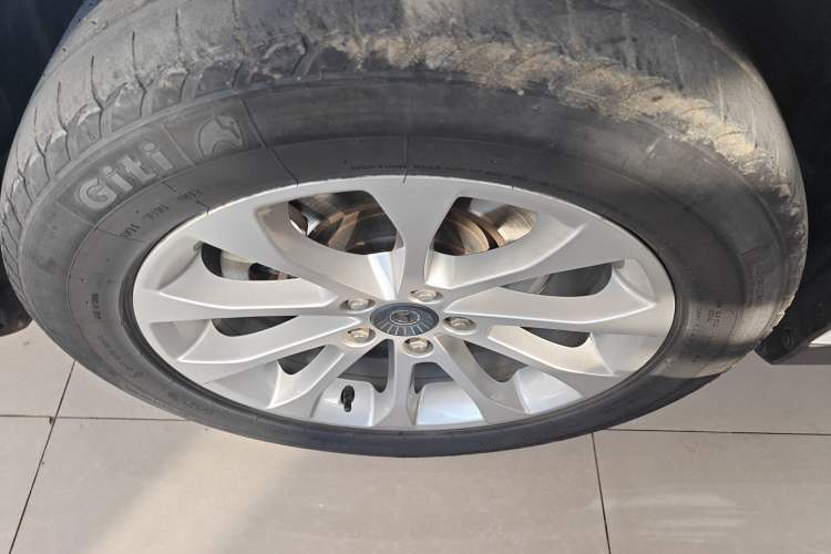 Used Haval H2 2018 Red-Label 1.5T Dual-Clutch Two-Wheel-Drive Luxury Model